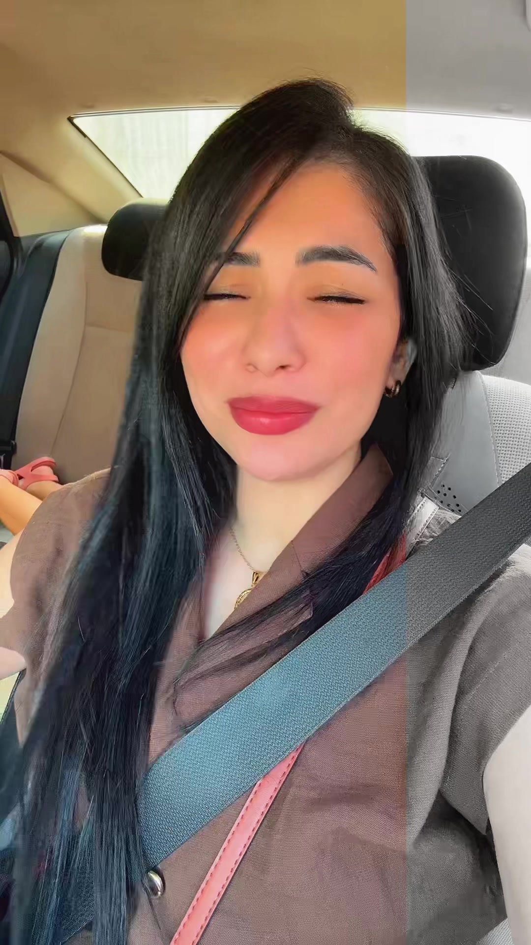 @Leilaa_f_k