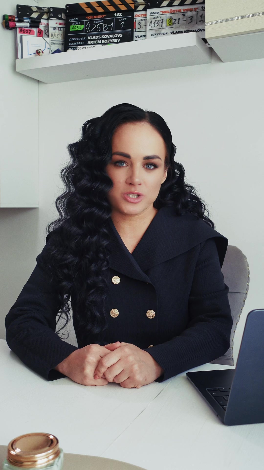 @LELDE KOVAĻOVA