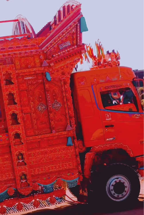 @Trucks Video