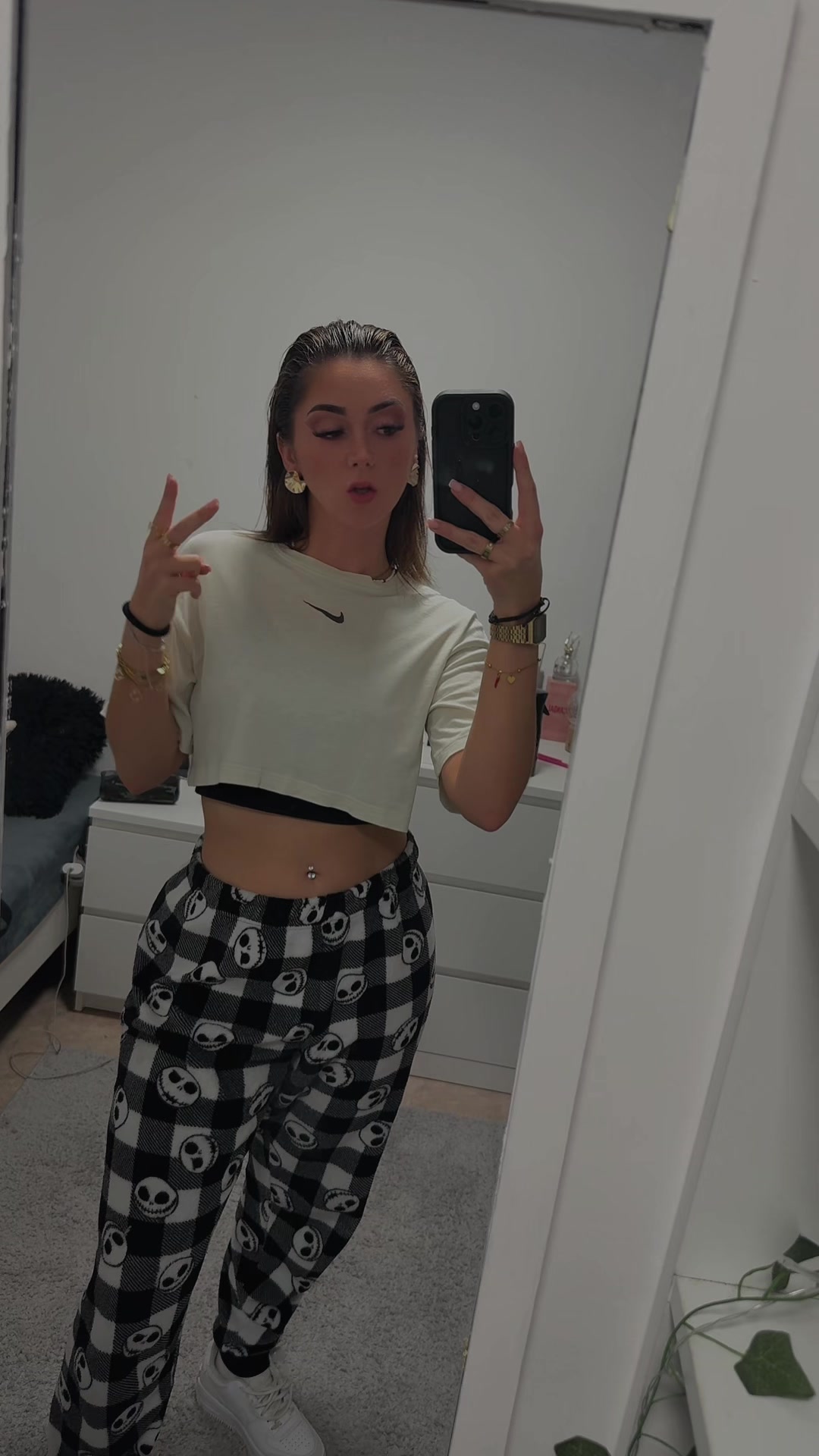 @(D~🌹)