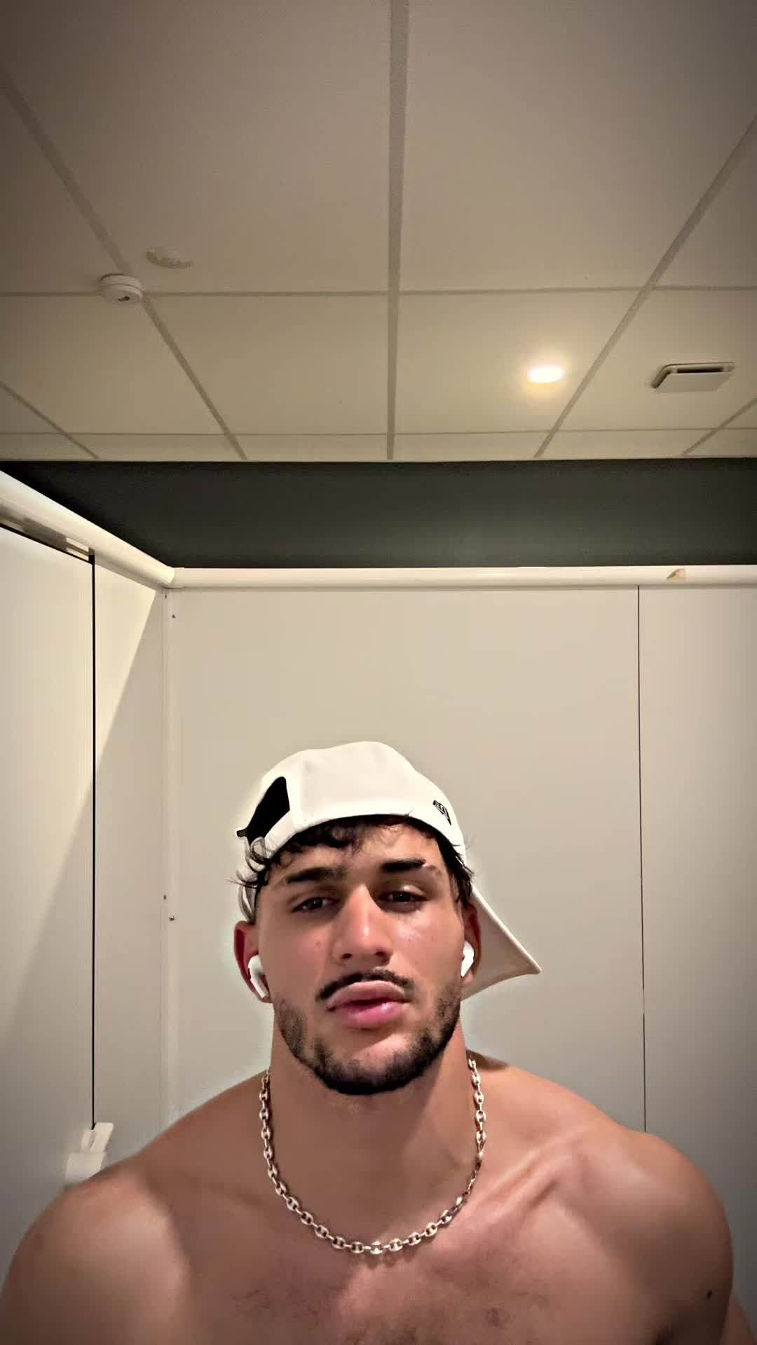 @Kiwi_officiel