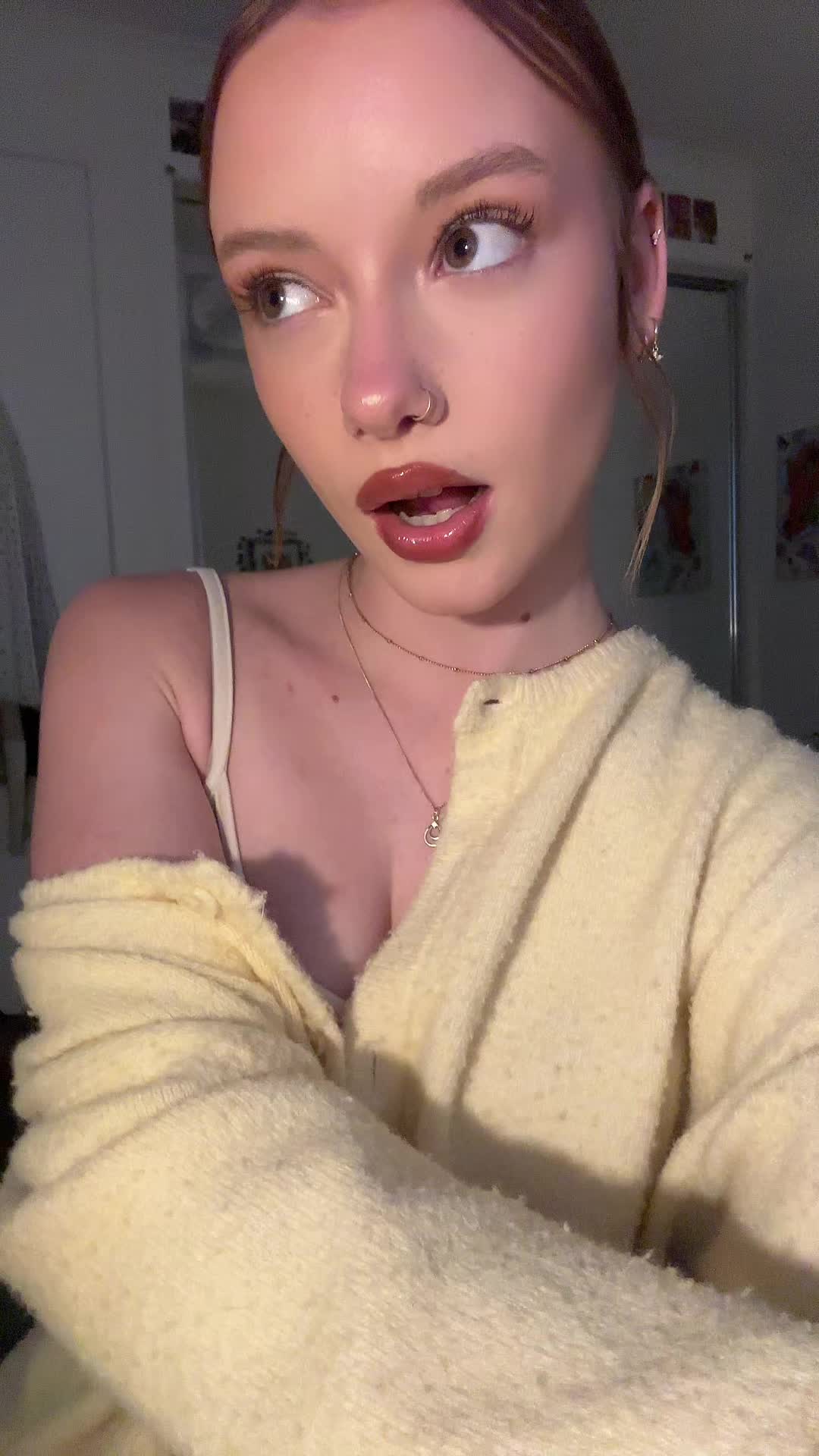 @🤟