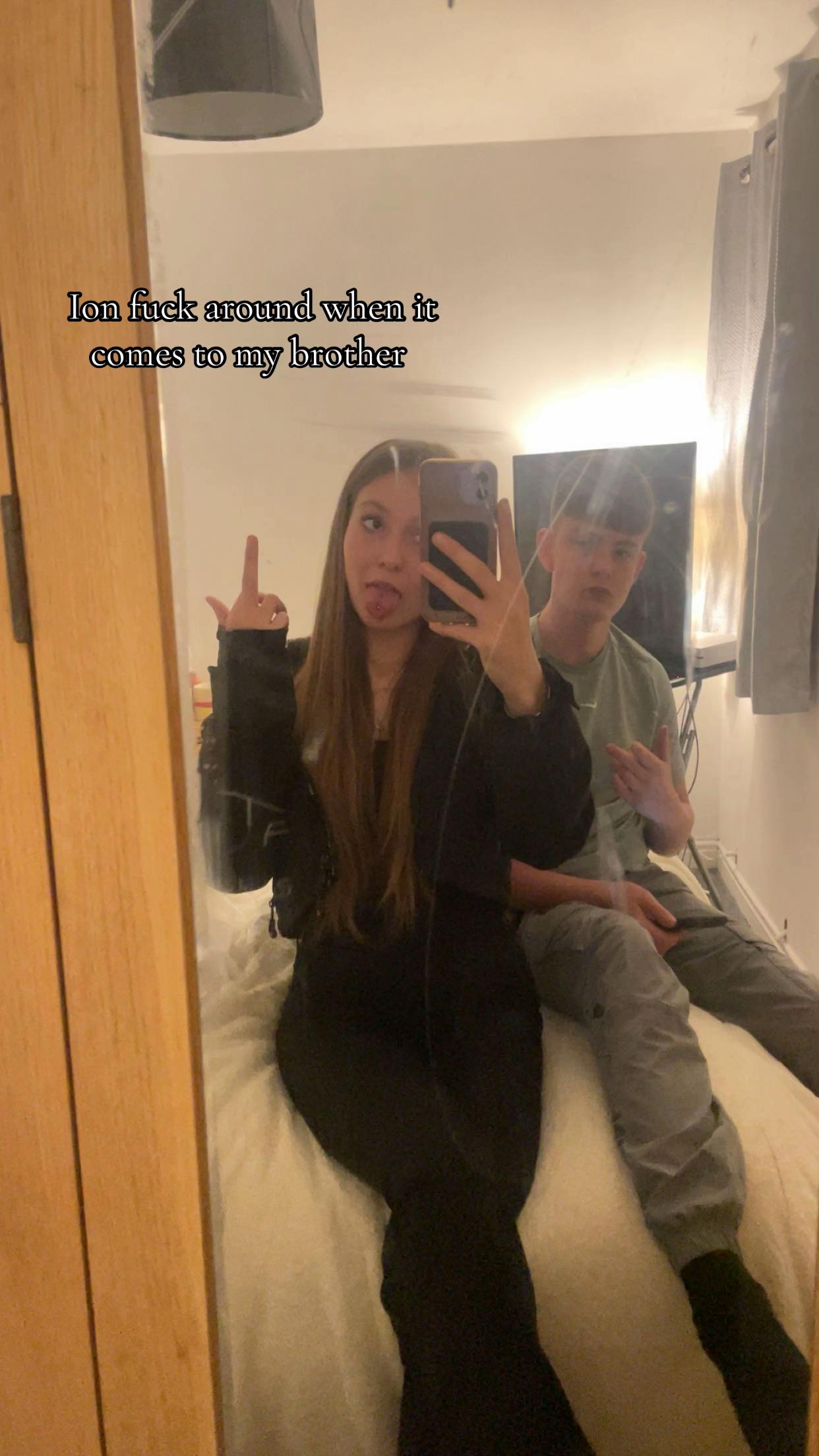 @Chloe_corbett