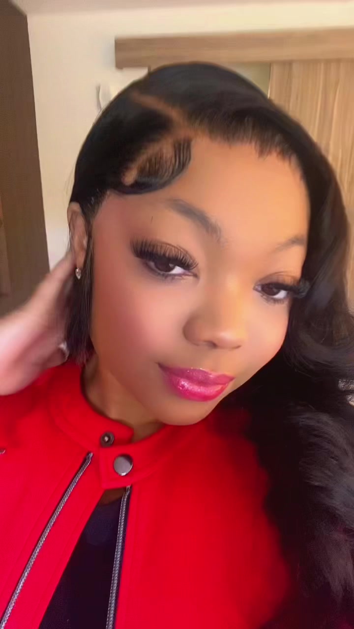@AshleyJay