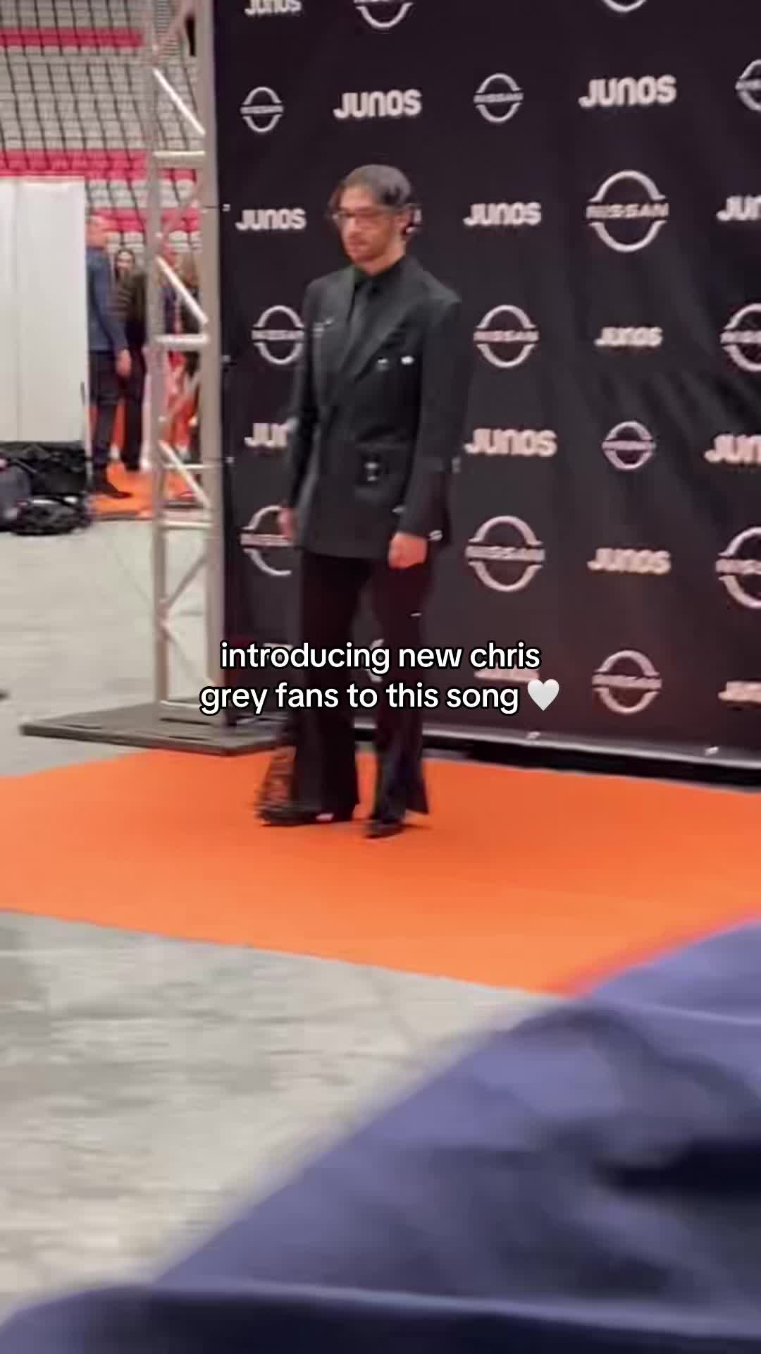 @chrisgreydaily
