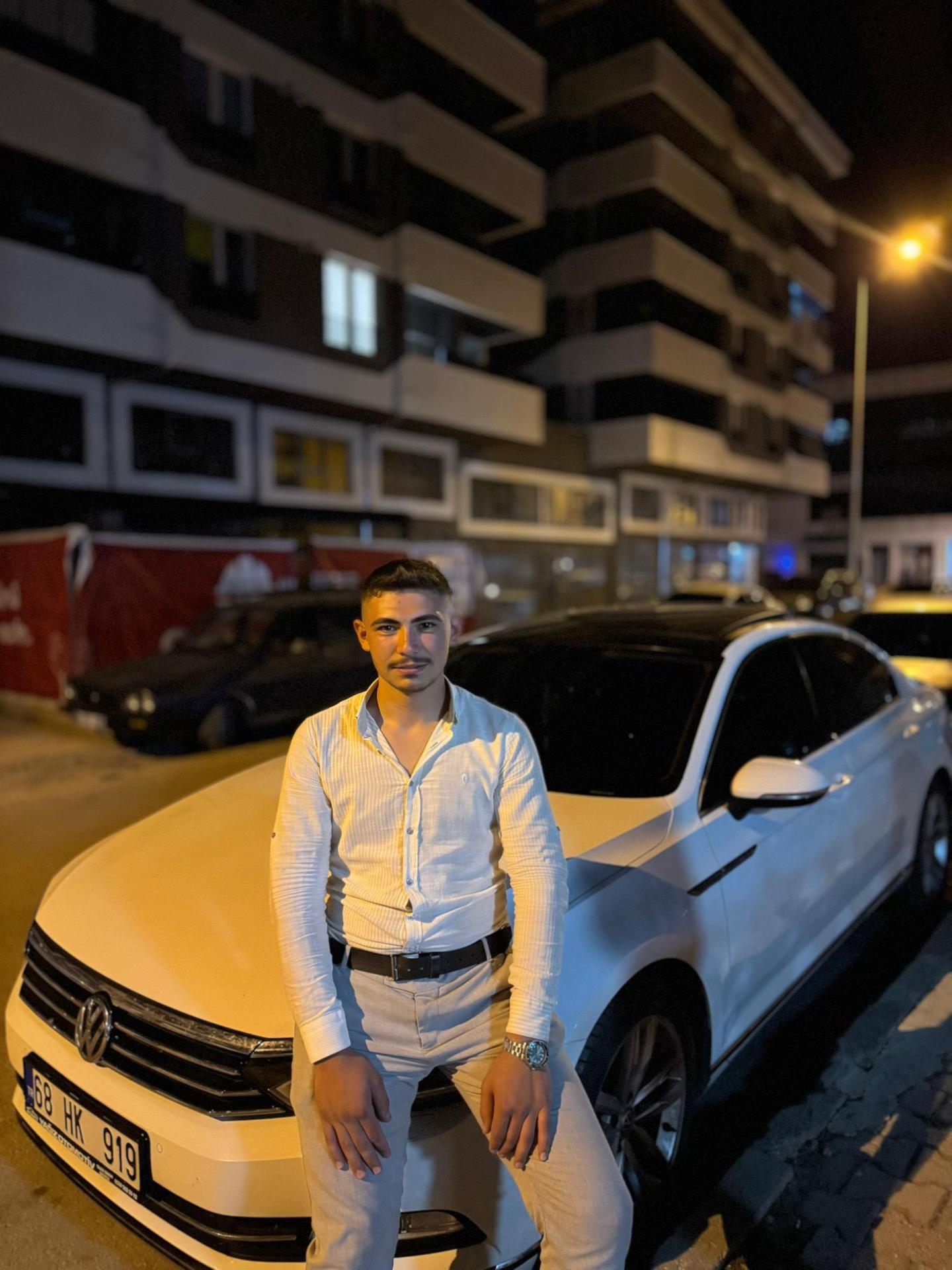 @𝒴.𝒜𝓁𝓀𝒶𝒸̧ ✍🏻