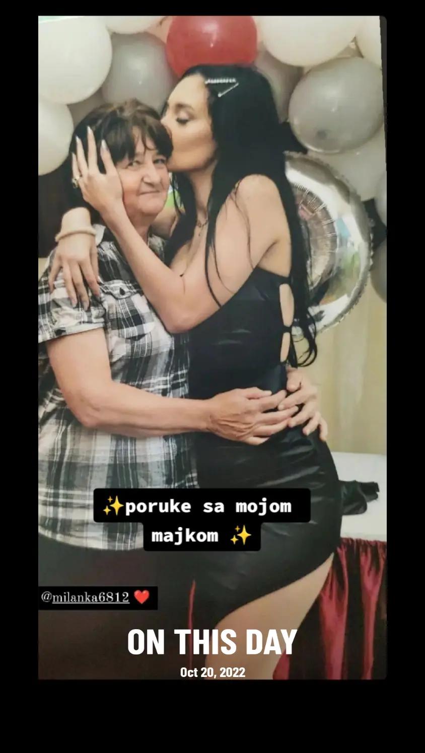 @Ana