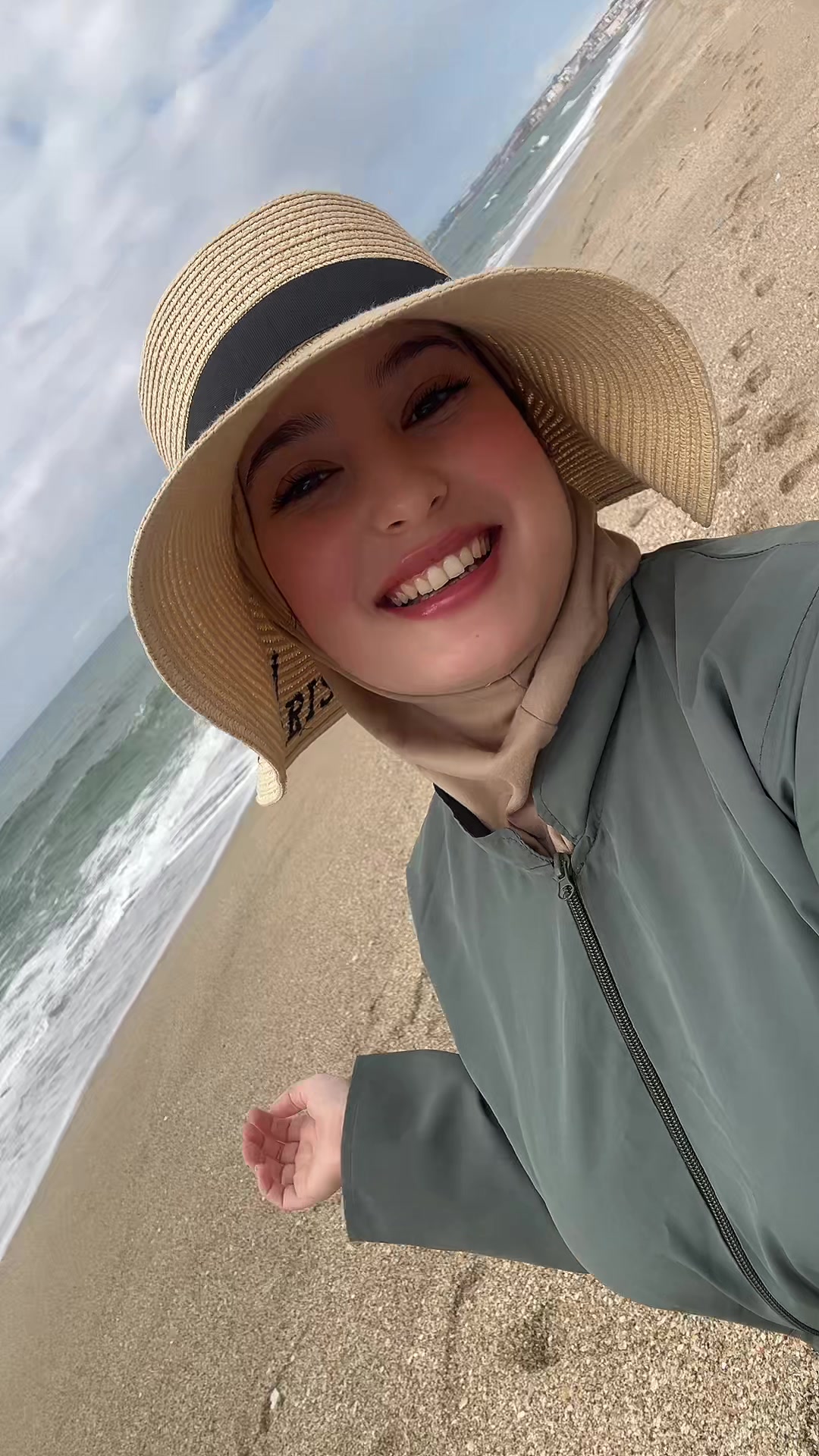 @yassmin_elandaloussi