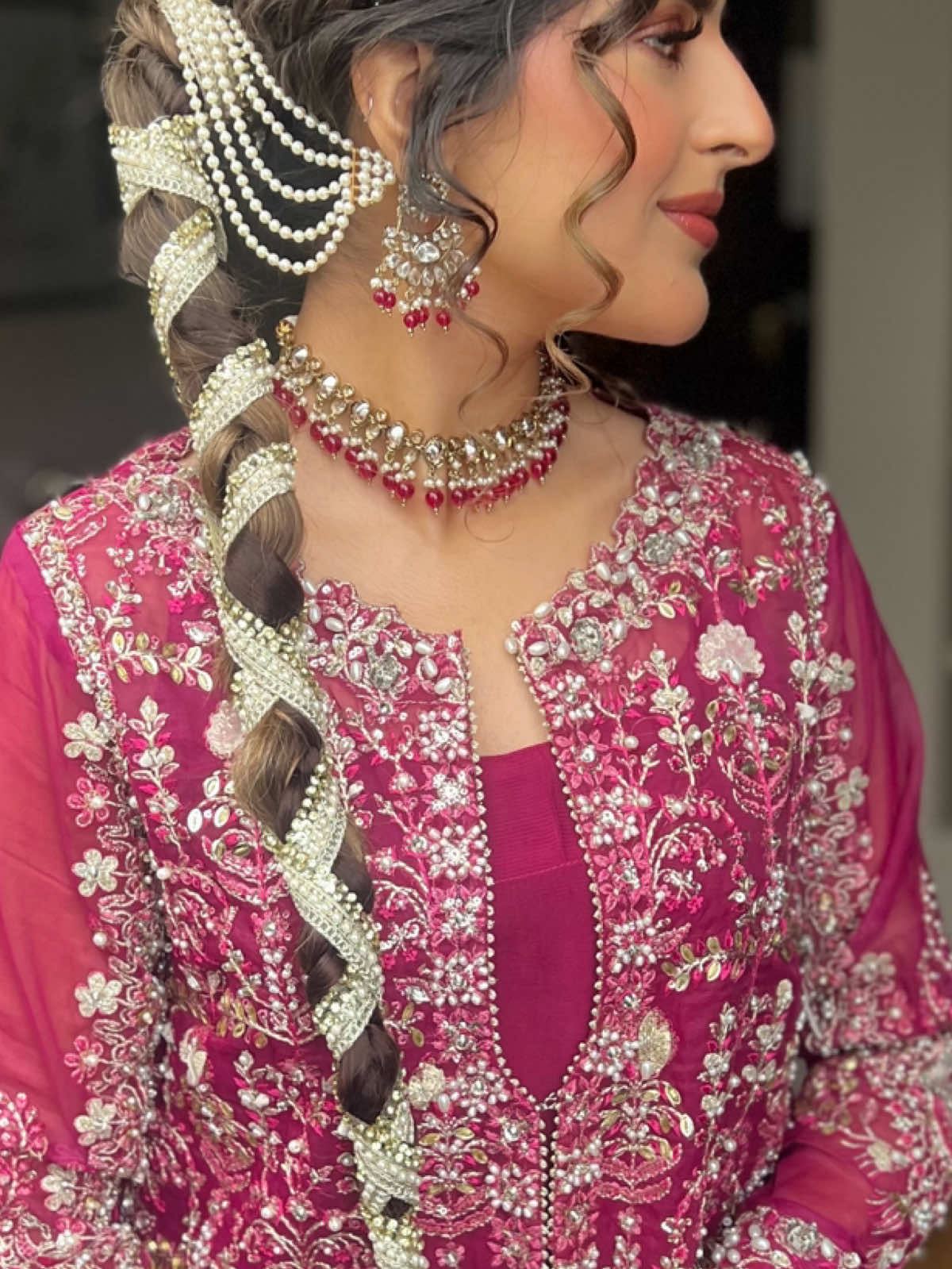 @hairbymomina