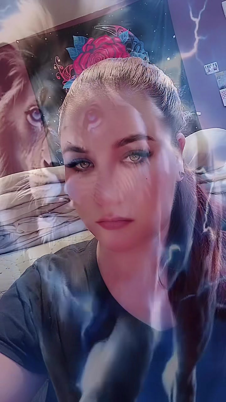 @𝒯𝒶𝓎𝓎😌✨