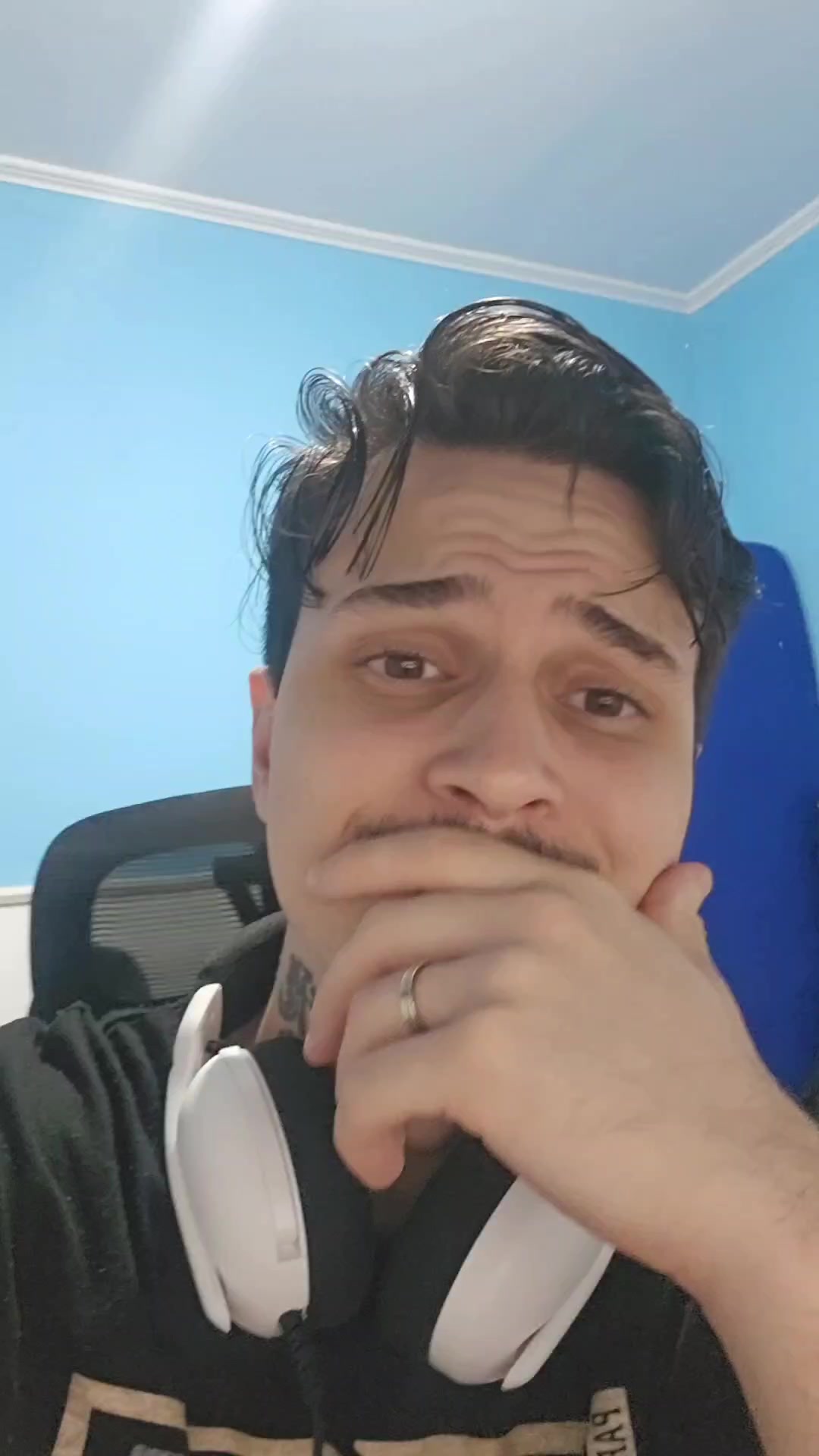 @Agui