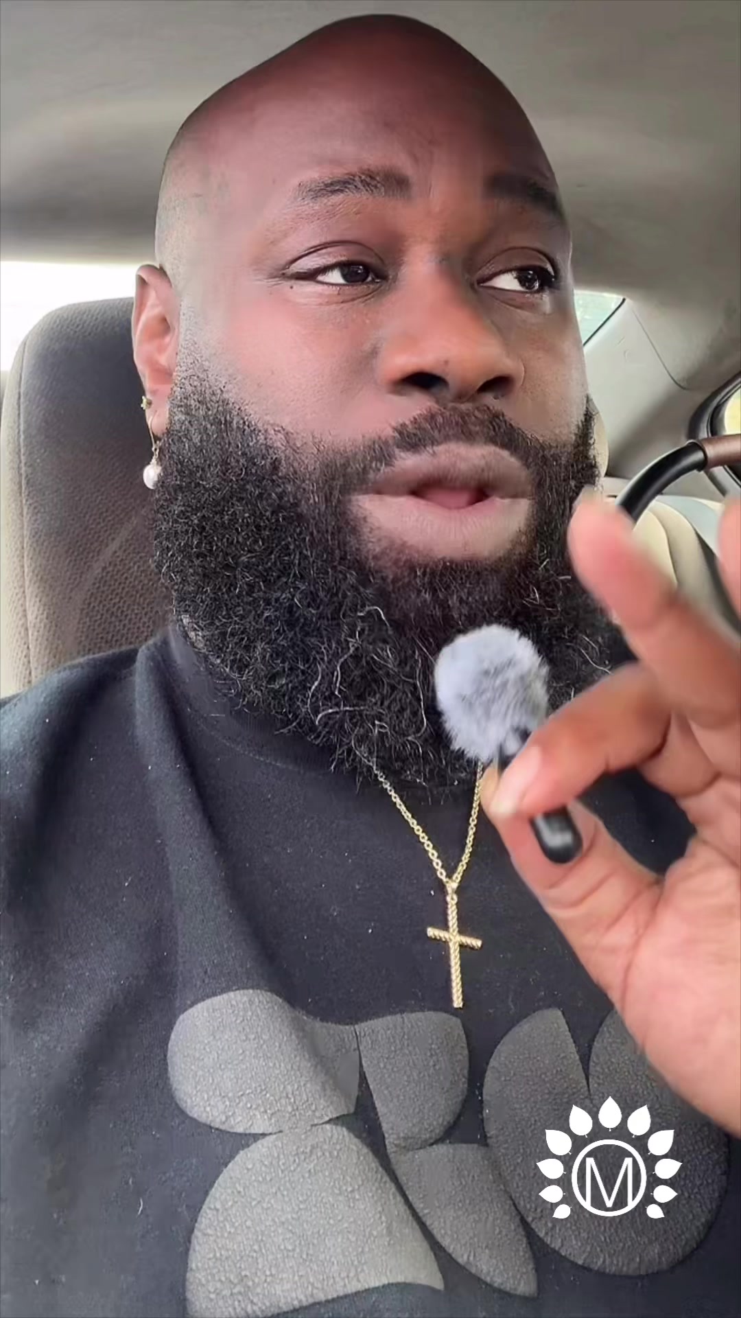@OMOORIj