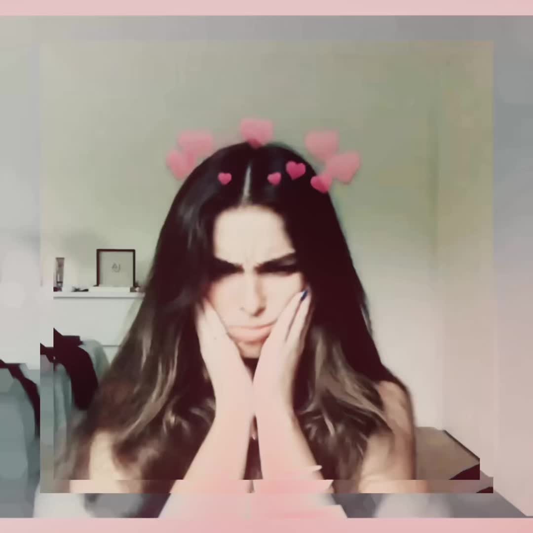 @𝓓𝓮𝓵𝓲𝓵𝓪