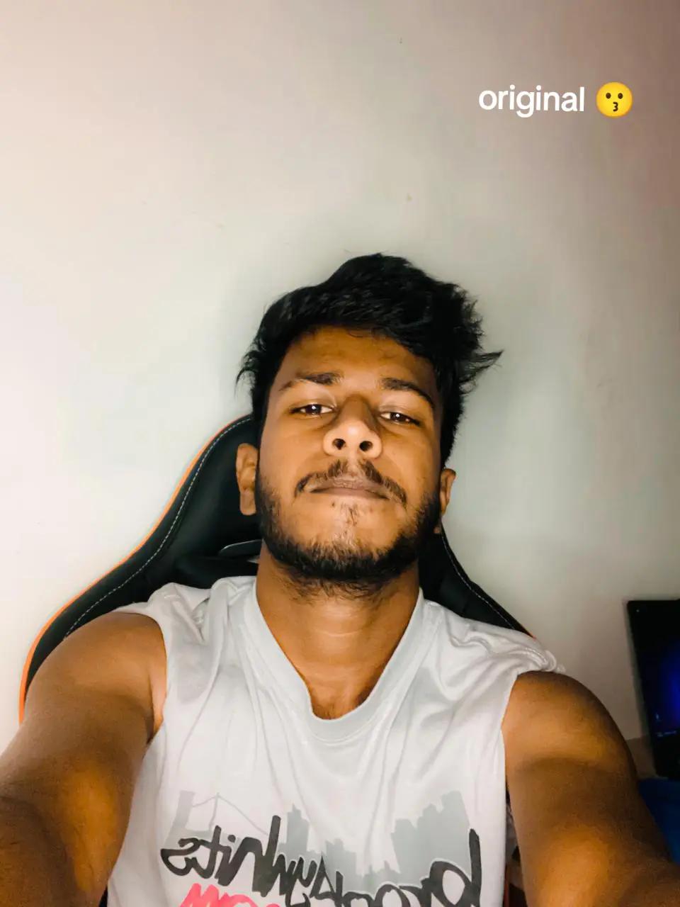 @Miliy_🤍