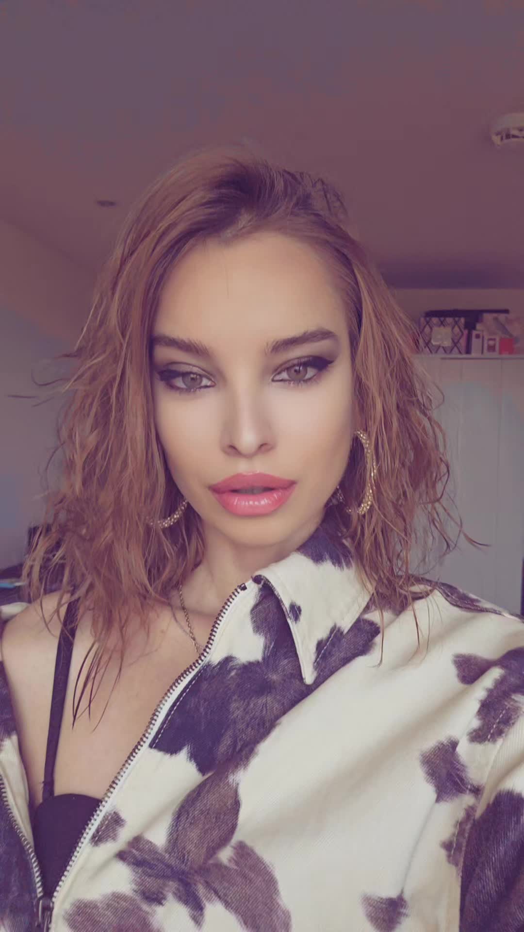 @Gia