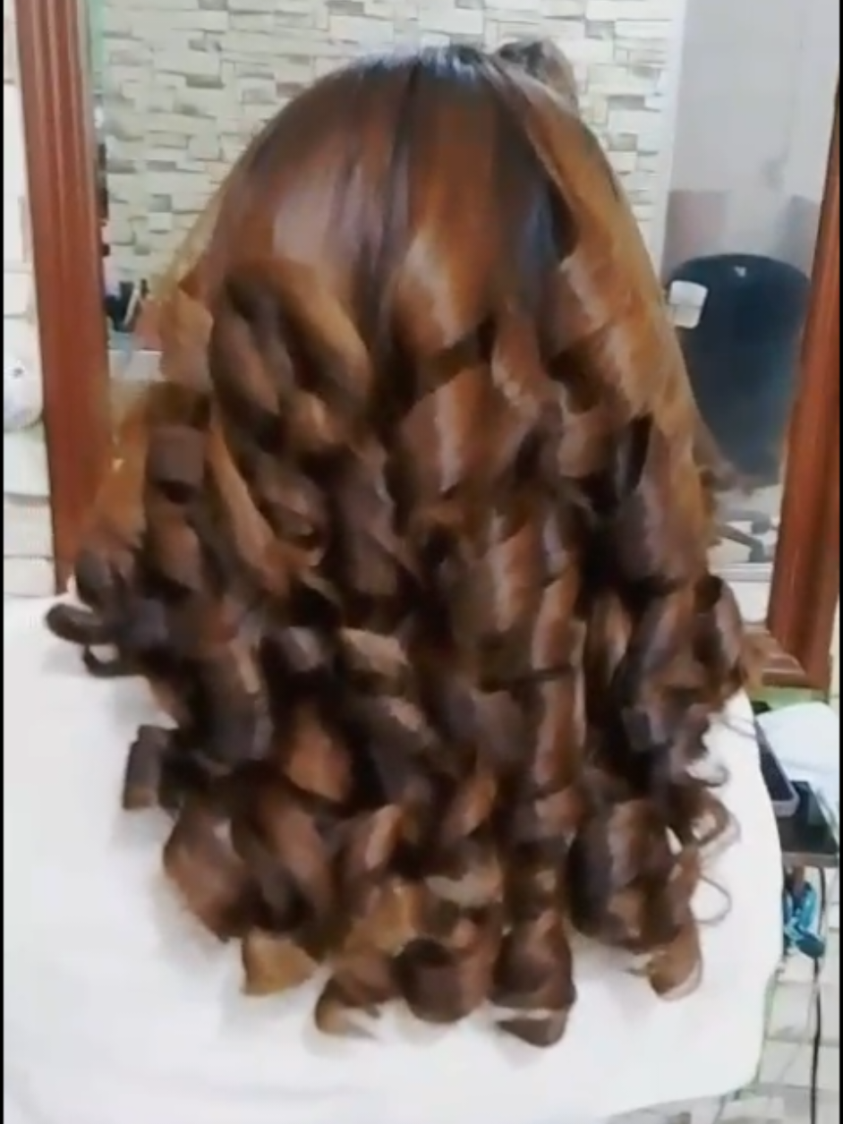 @Salon Momcantik