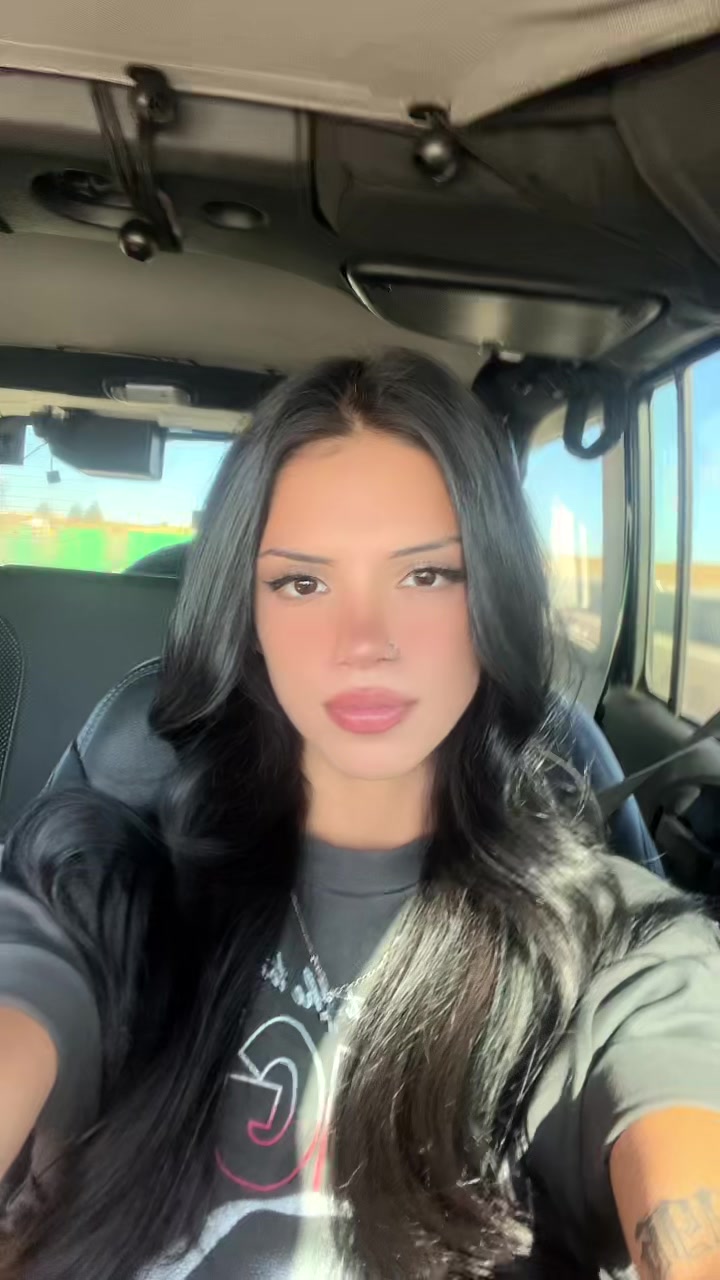 @Eboni Victoria 🍒