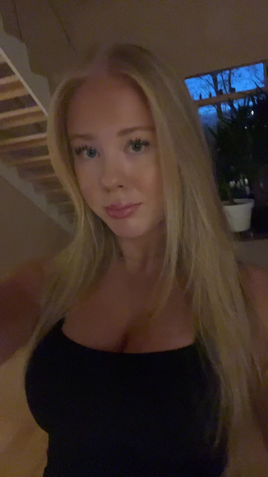 @🏃🏼&zwj;♀️