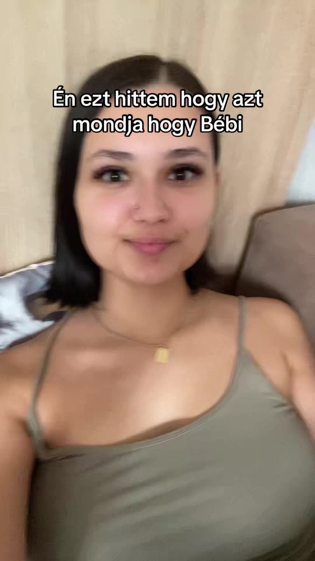 @Eszti