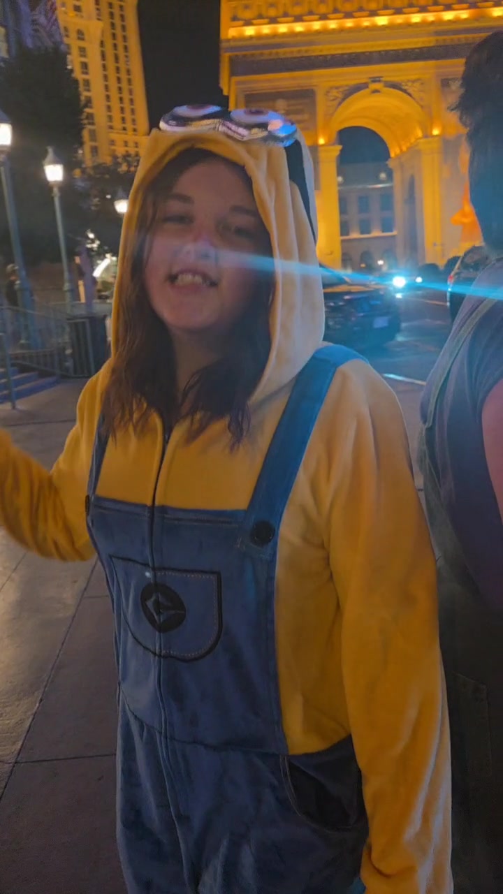 @laineebeth