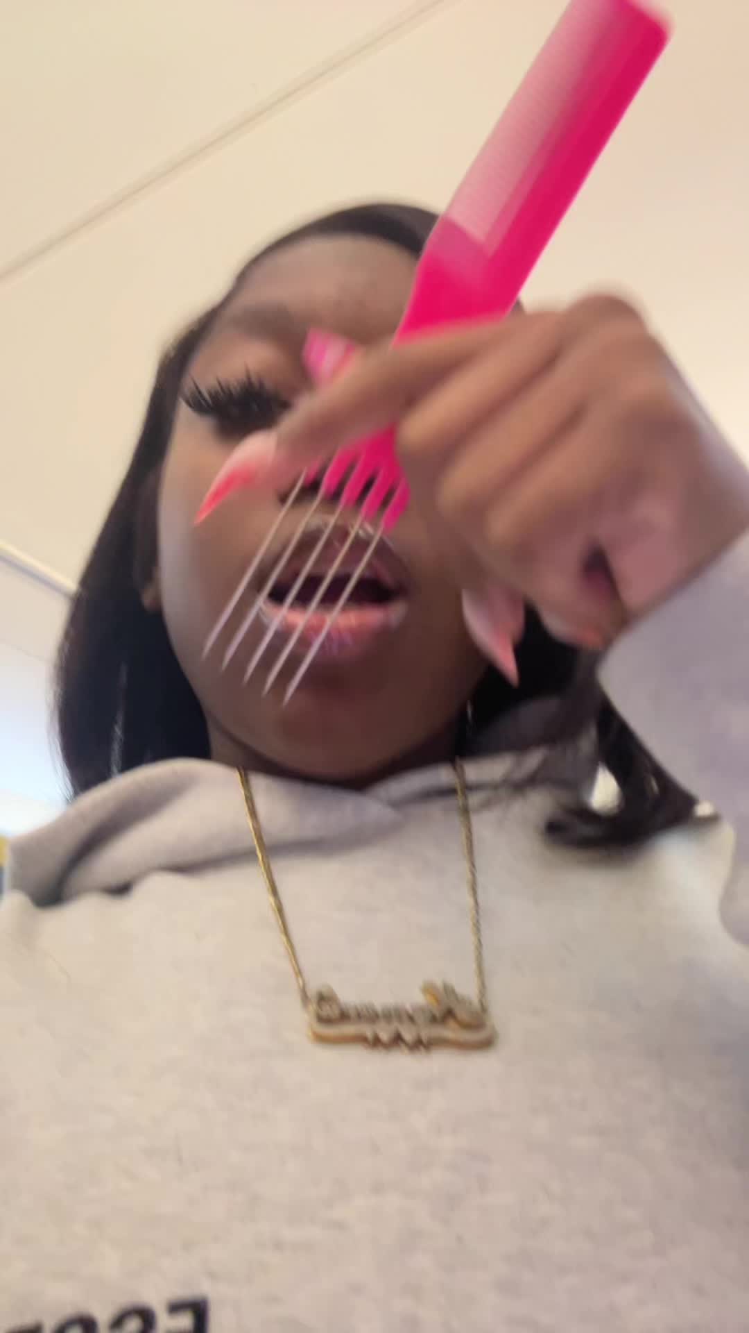 @Kj