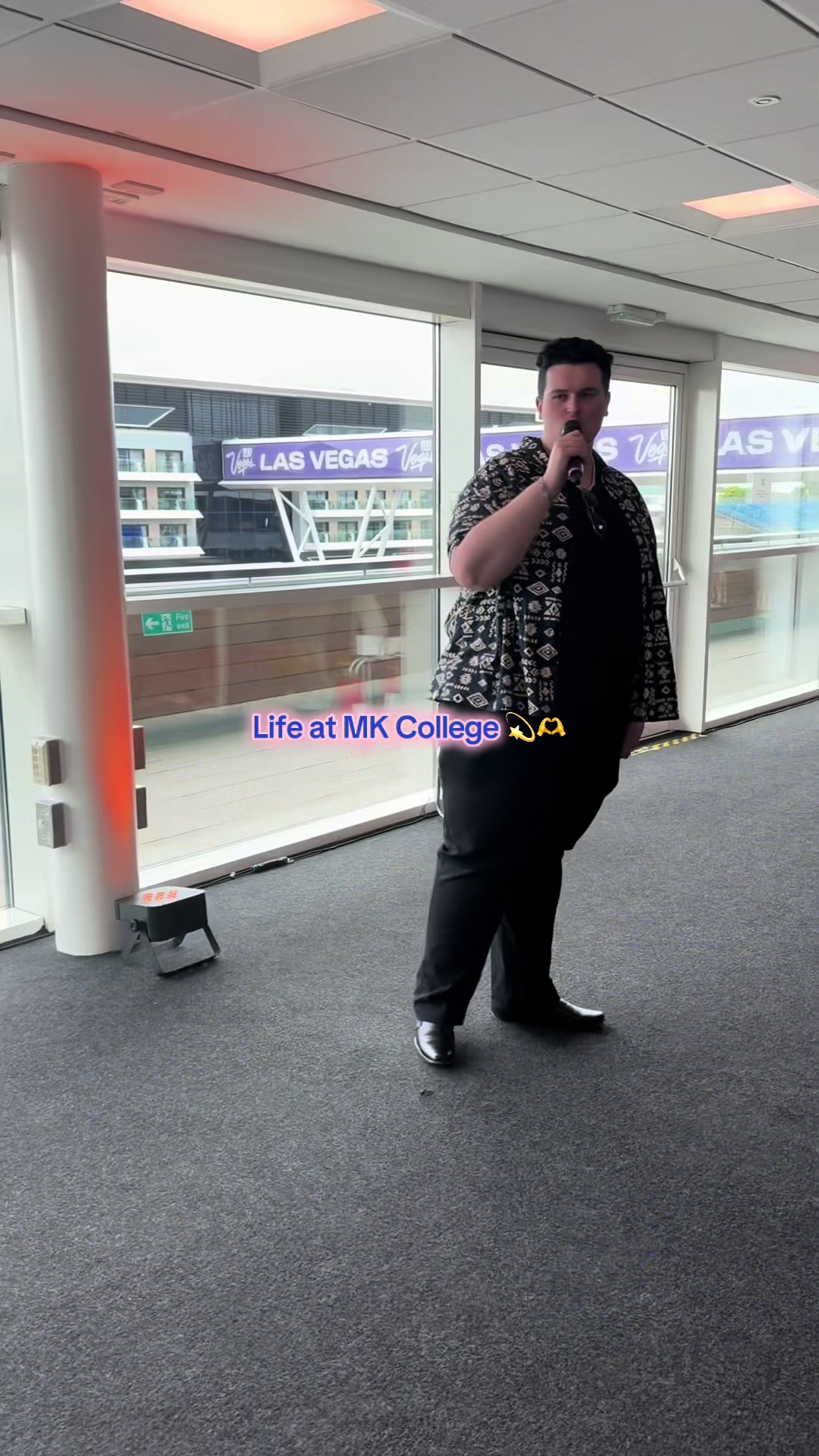 @Mkcollege