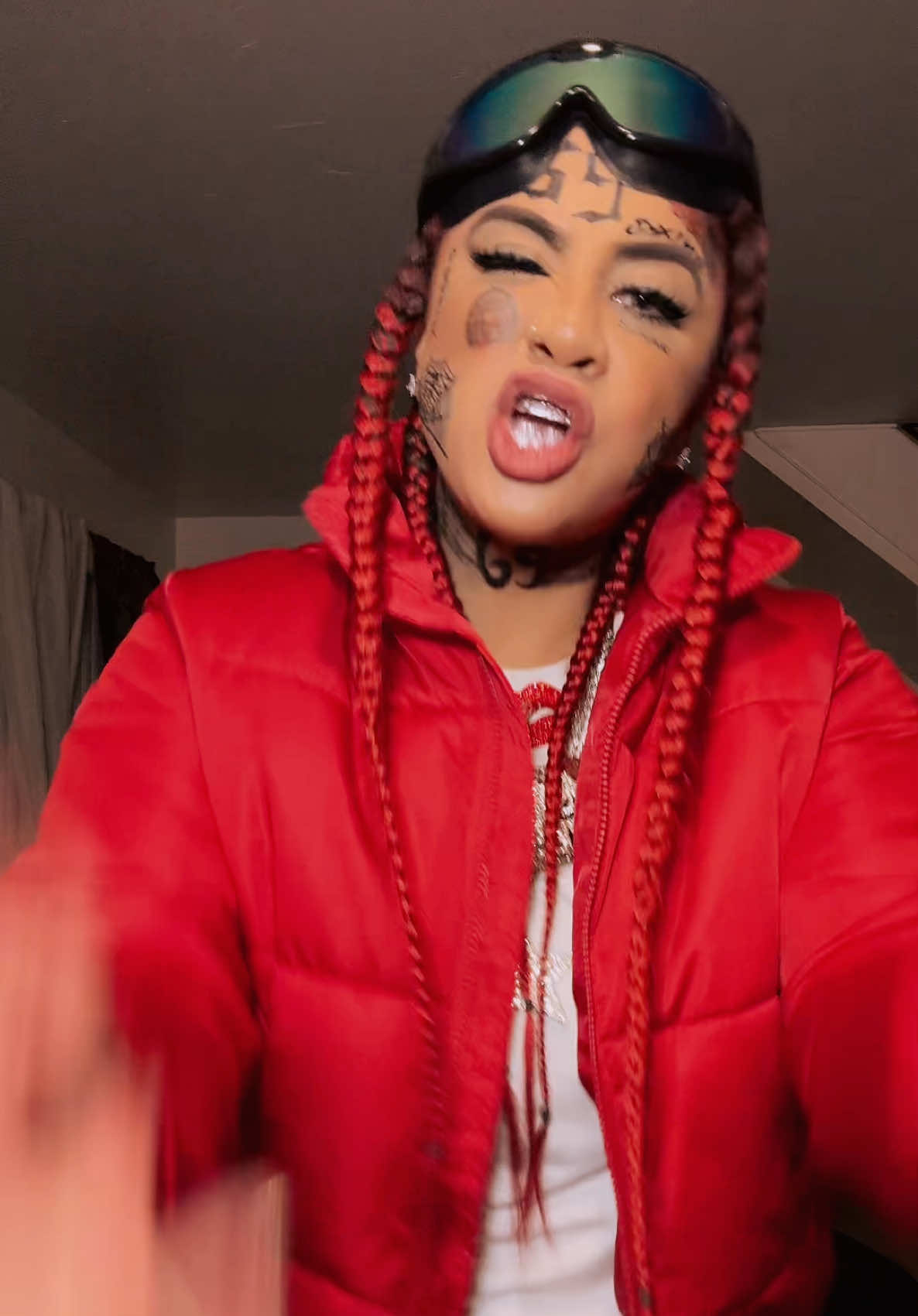 @kissesdagreat