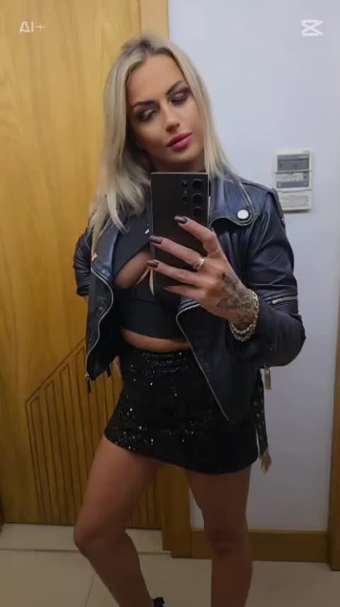 @EwelaAvon