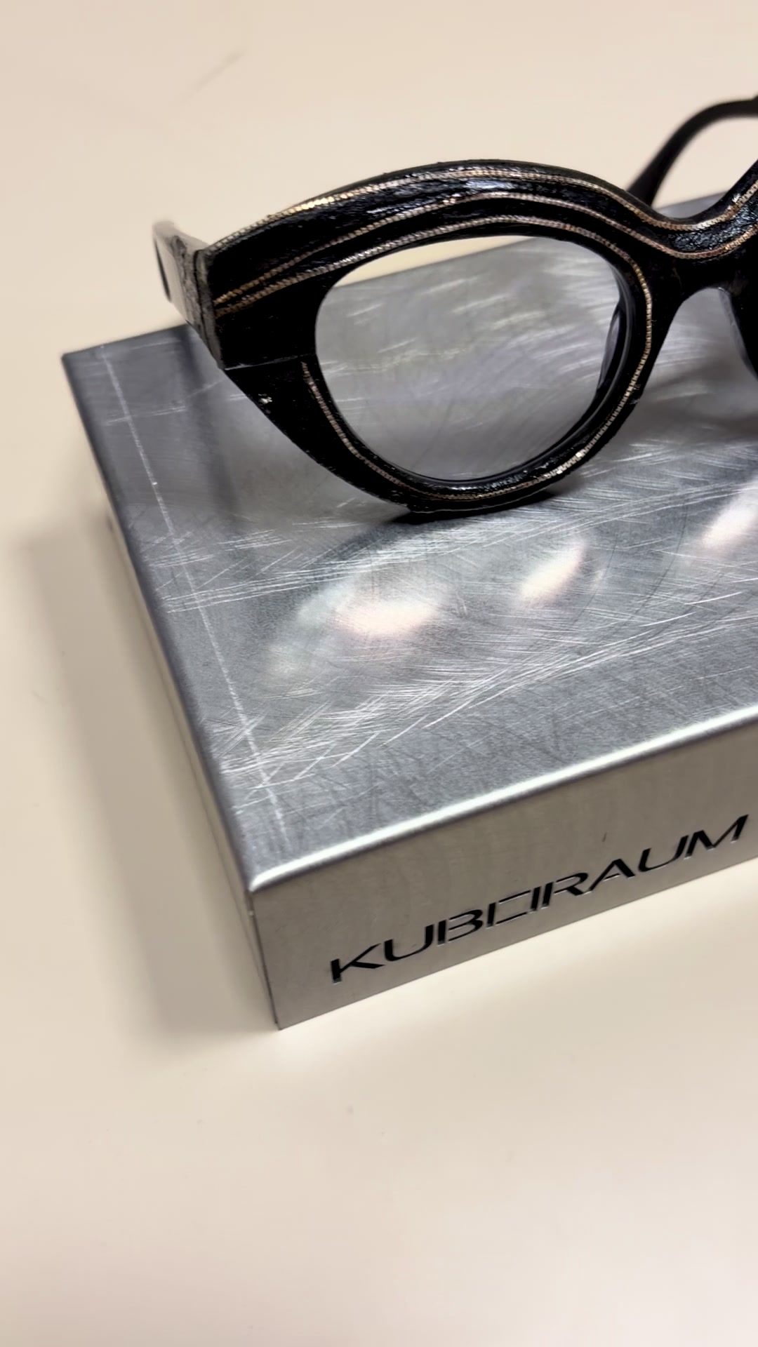 @Brils Unique Eyewear