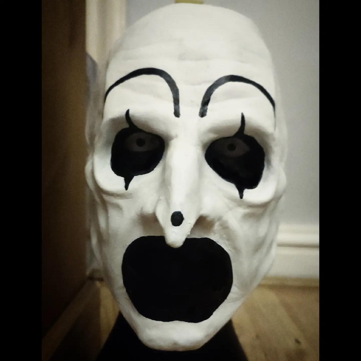@wrappedinglass666