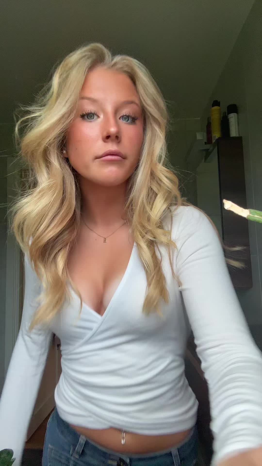 @Elise🥂