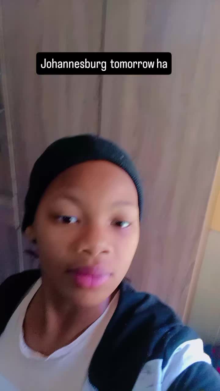 @VIBRANT_LILLY 🌟
