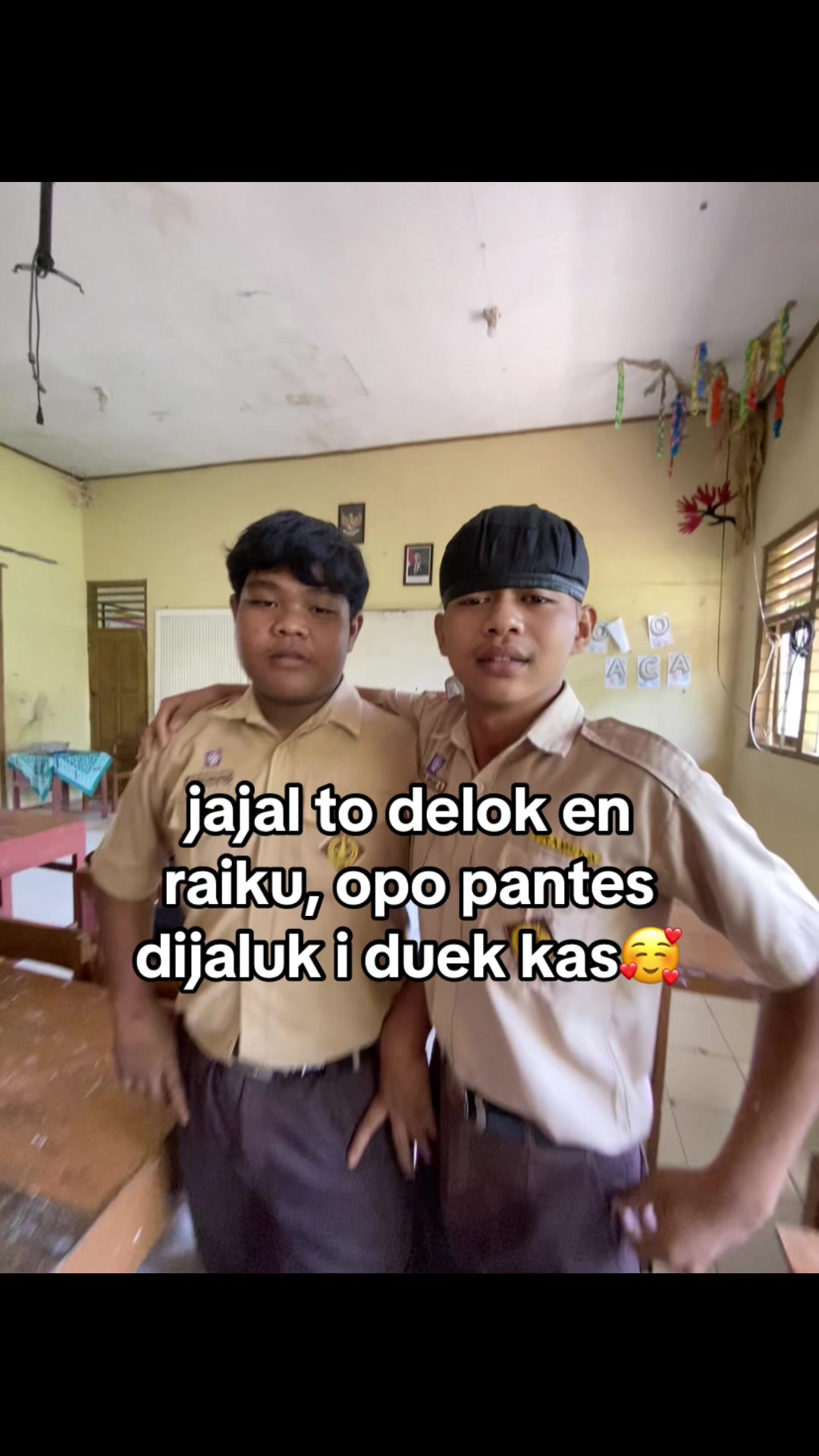 @𝔞𝔩𝔲𝔪𝔫𝔦 𝔫𝔦𝔫𝔢 𝔟𝔢