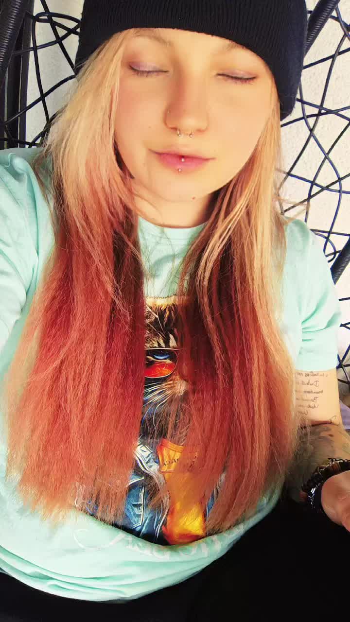 @★ Cᵣᵤₑₗₗₐ ★
