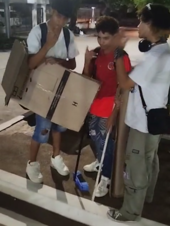 @Aleyo