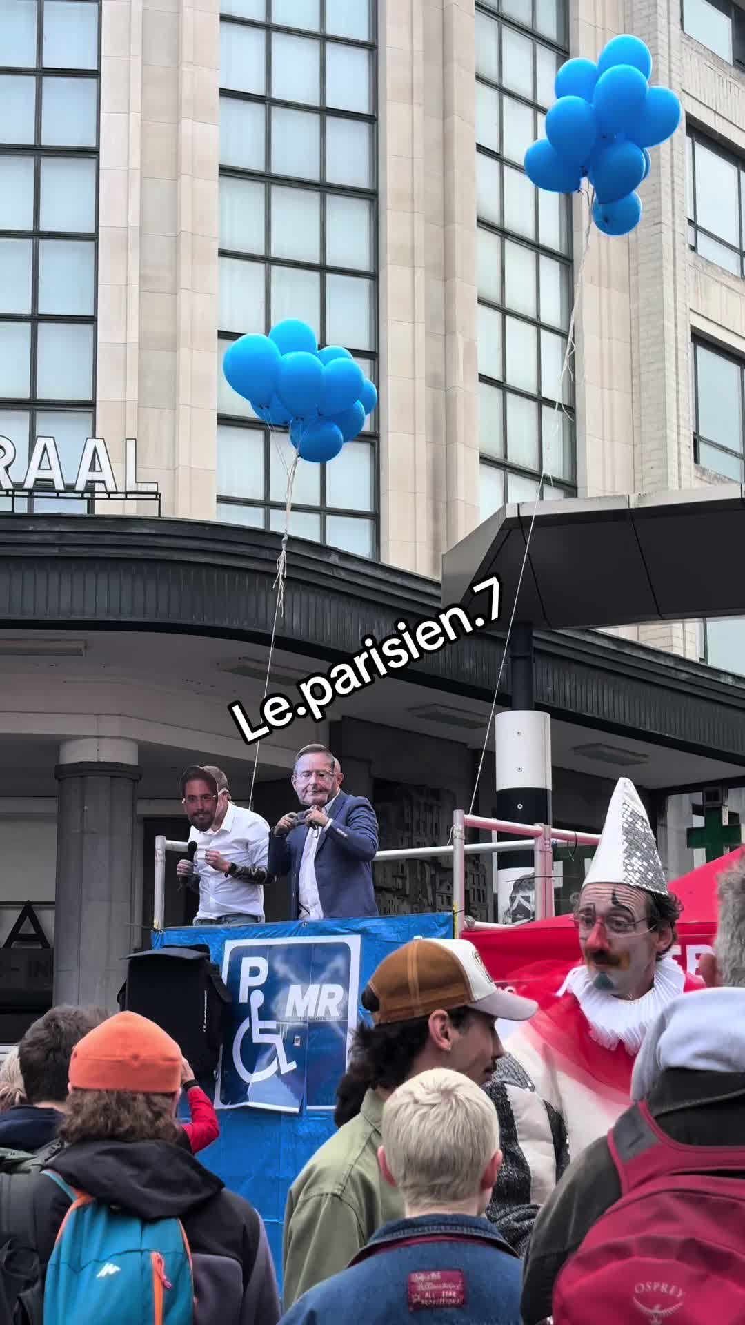 @Leparisien