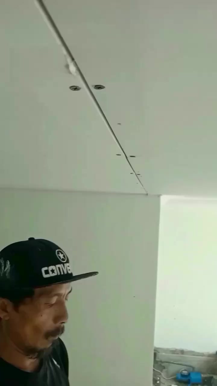 @Gombey