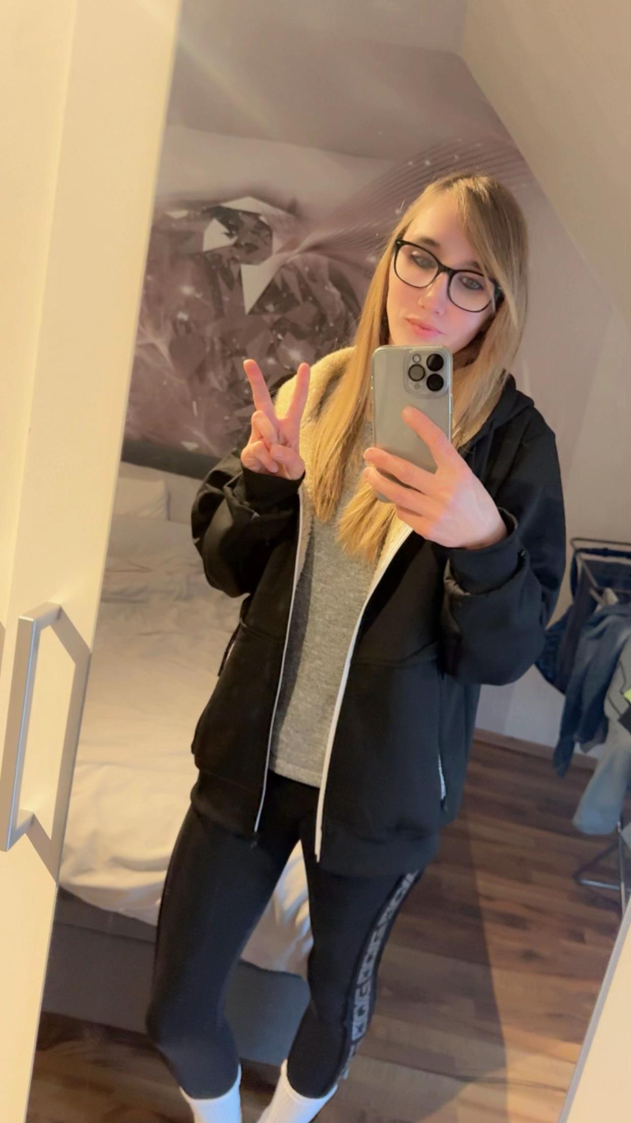 @verena2549