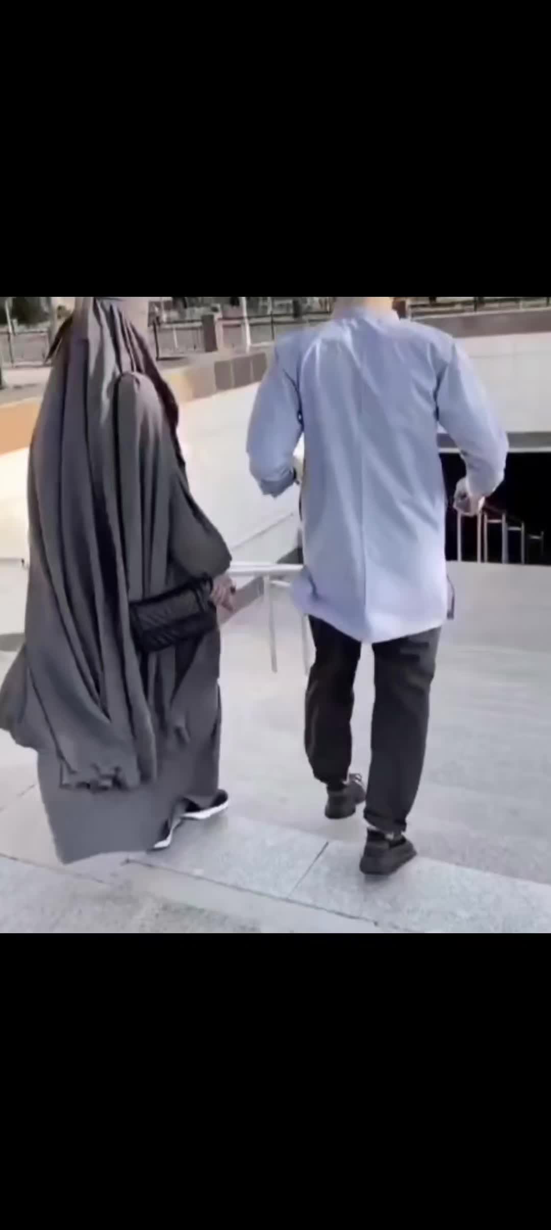 @______