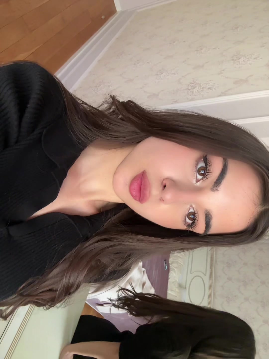 @llatviina_
