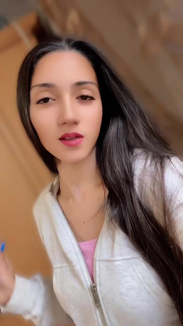 @🩷Laura🩷