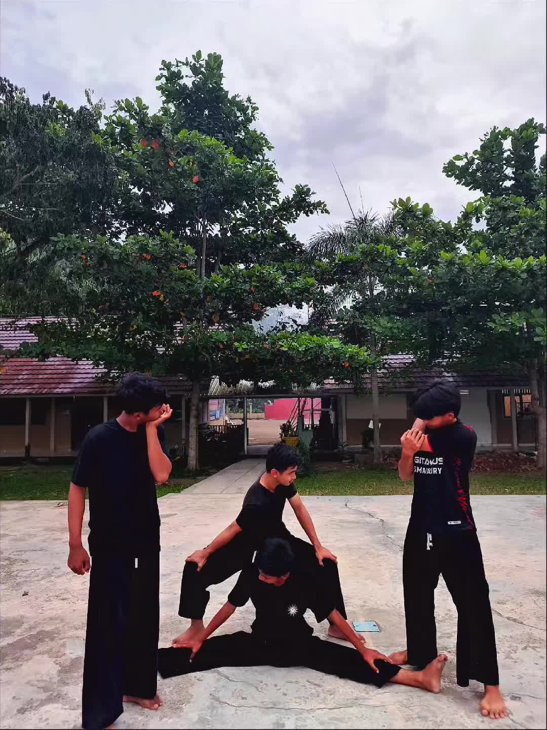 @Ujang22