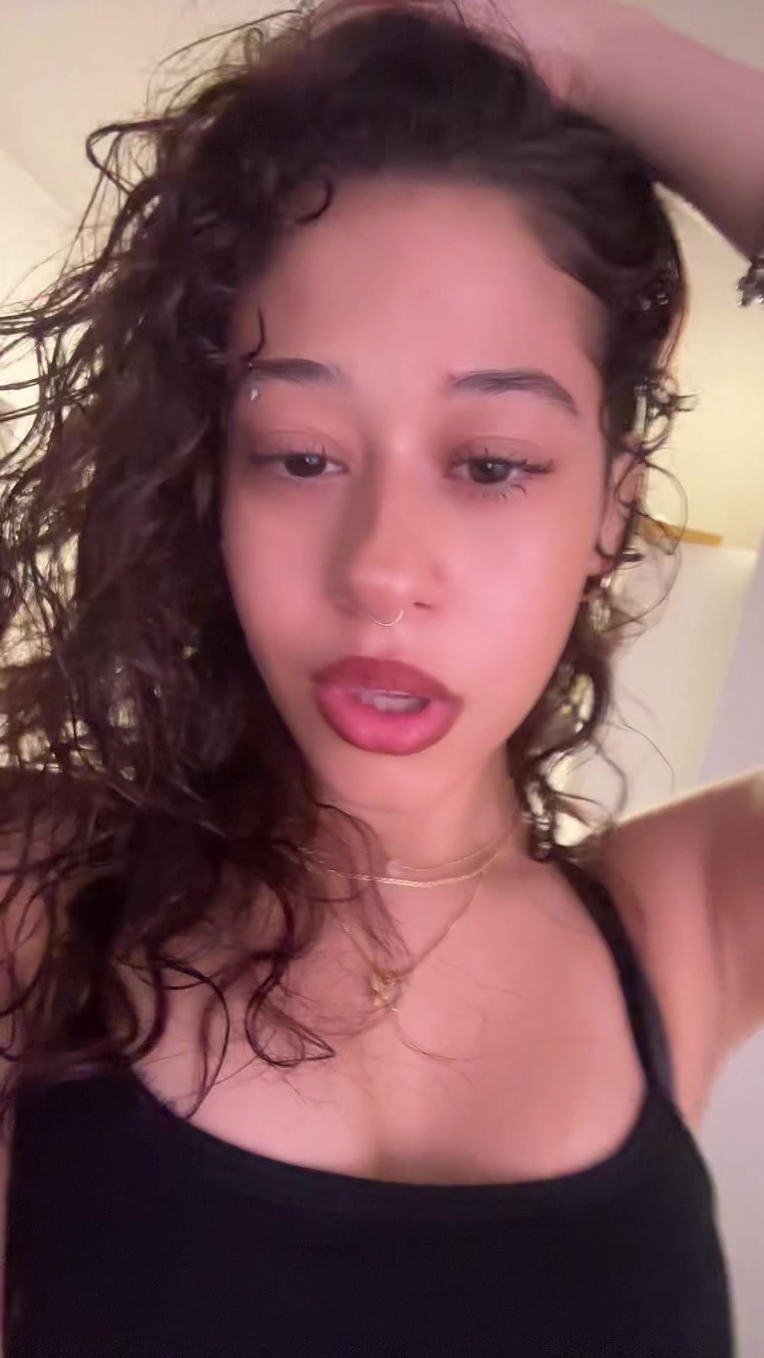 @-_-