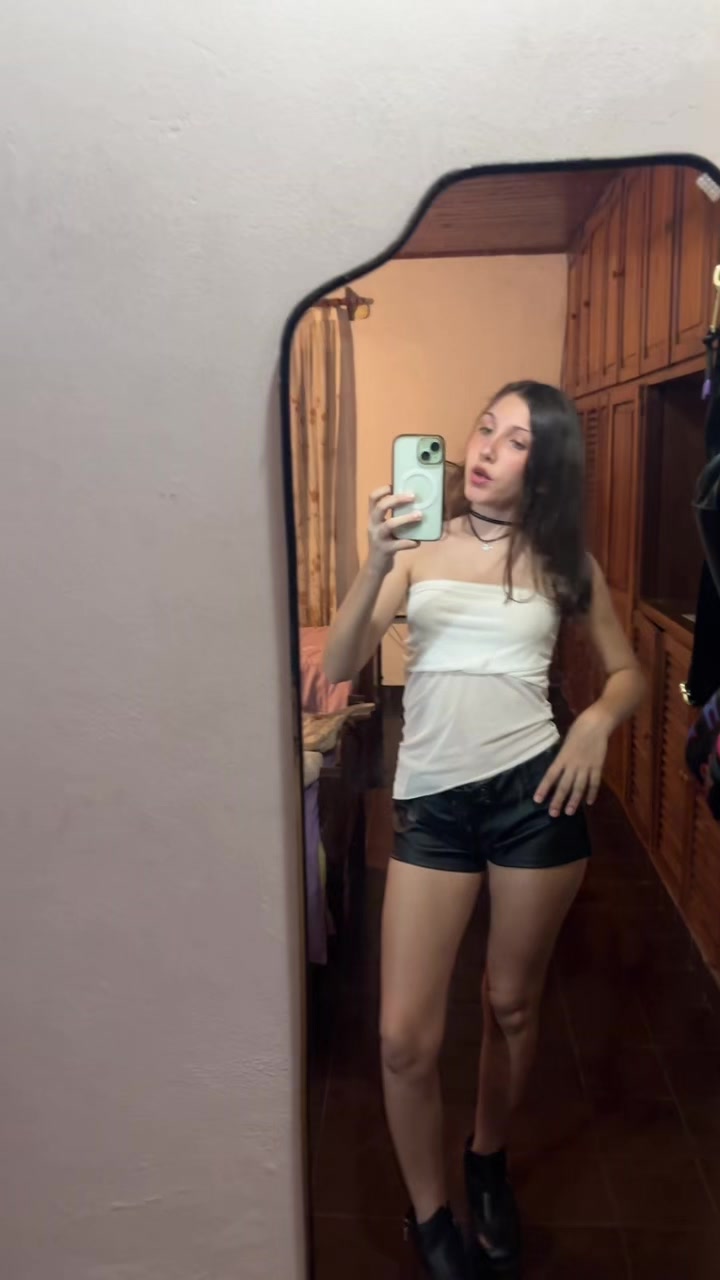 @Josee