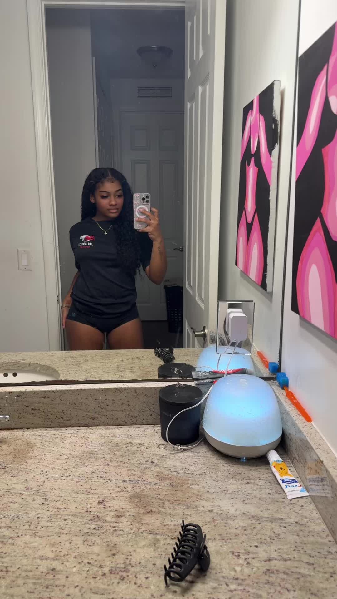 @yannamarieee🕷️.