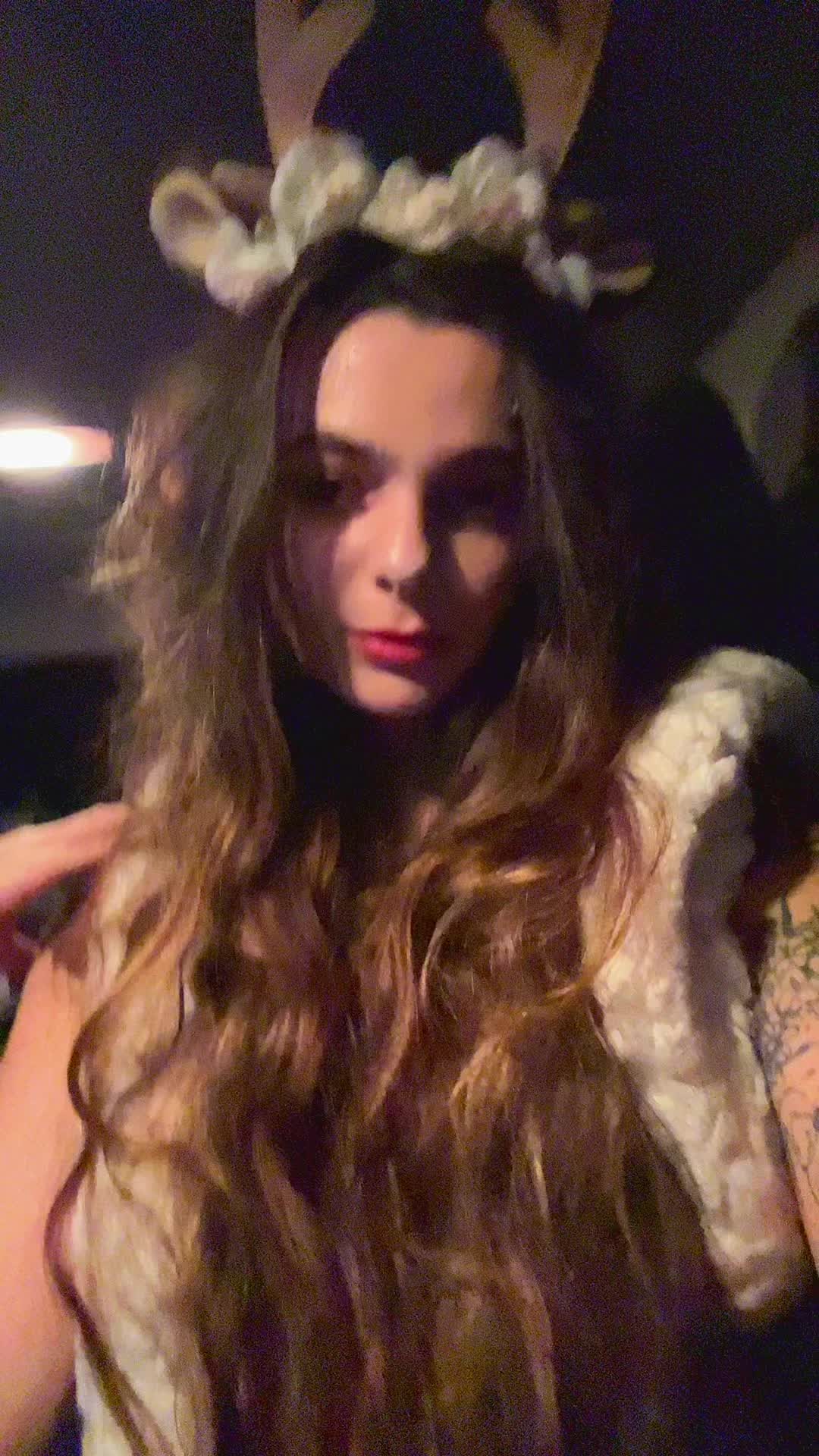 @Hailee
