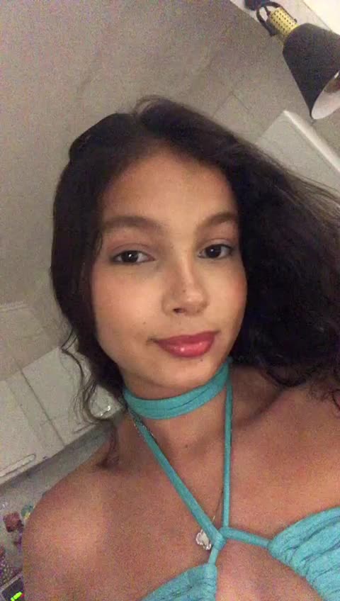 @llaraab