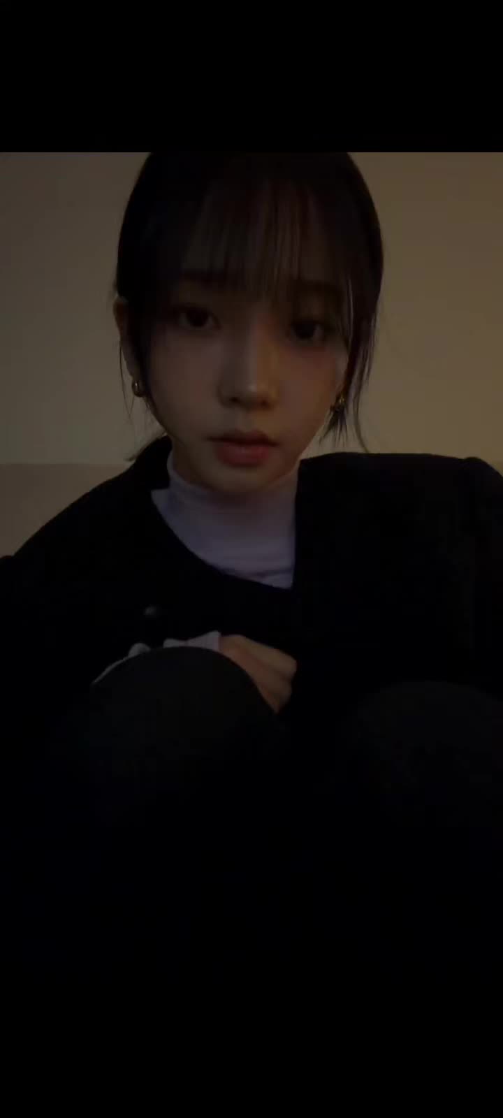 @🖤