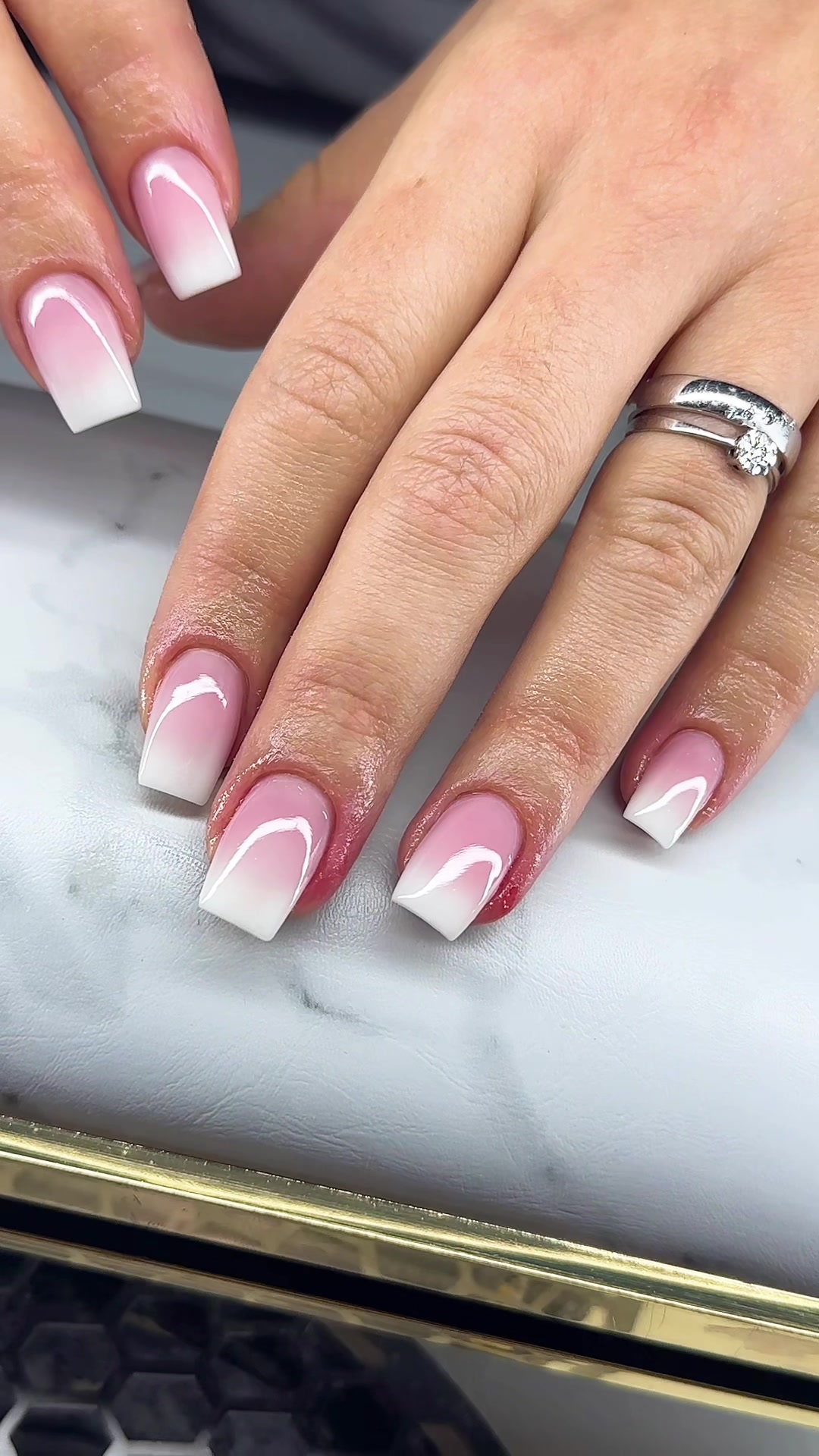 @Hairartist_nails