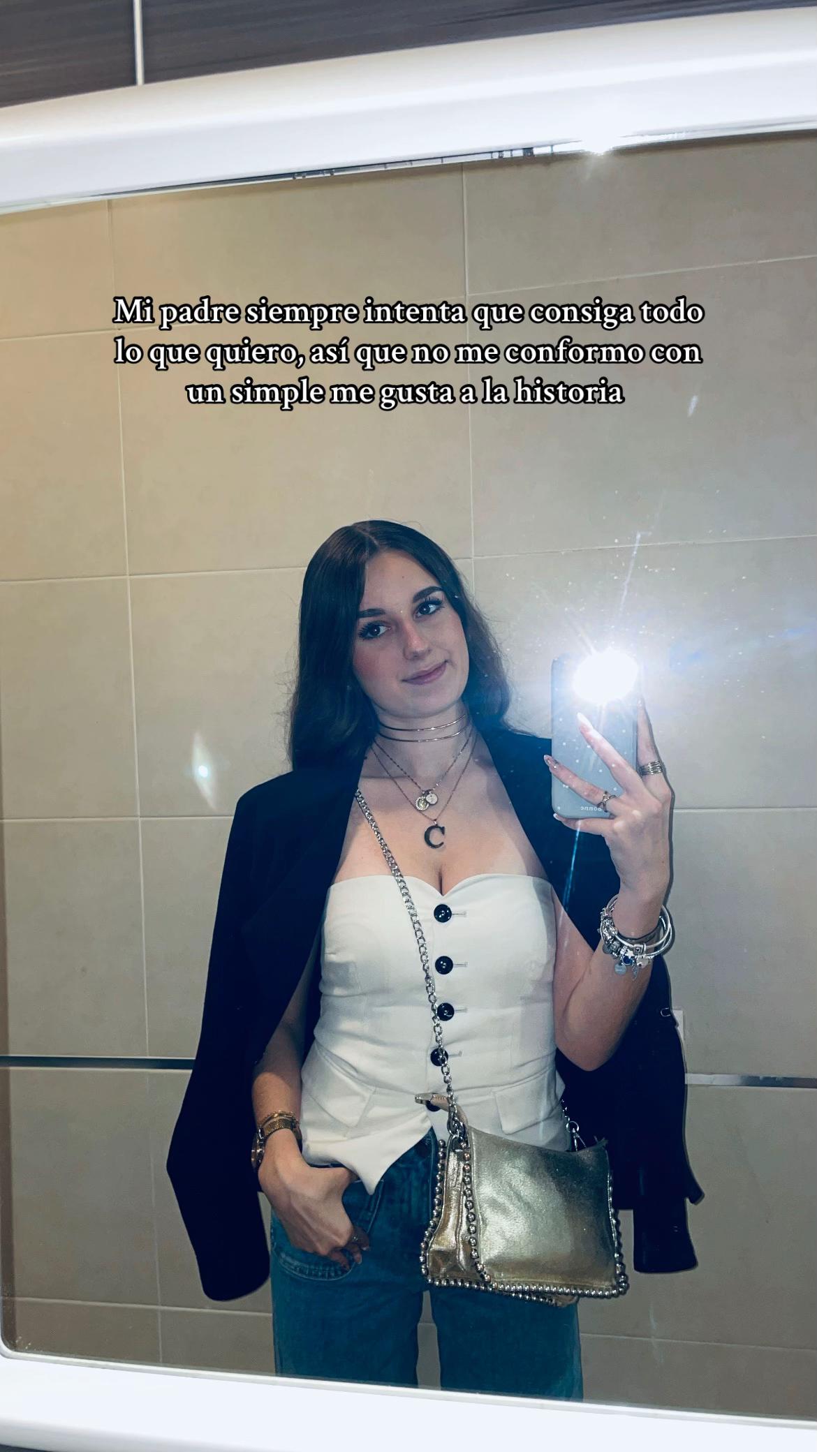 @Cris 🪩